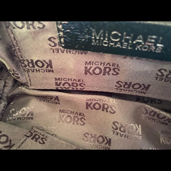 SOLD!!! Michael Kors Nylon Make-Up Cosmetic Bag Black - Picture 6 of 10